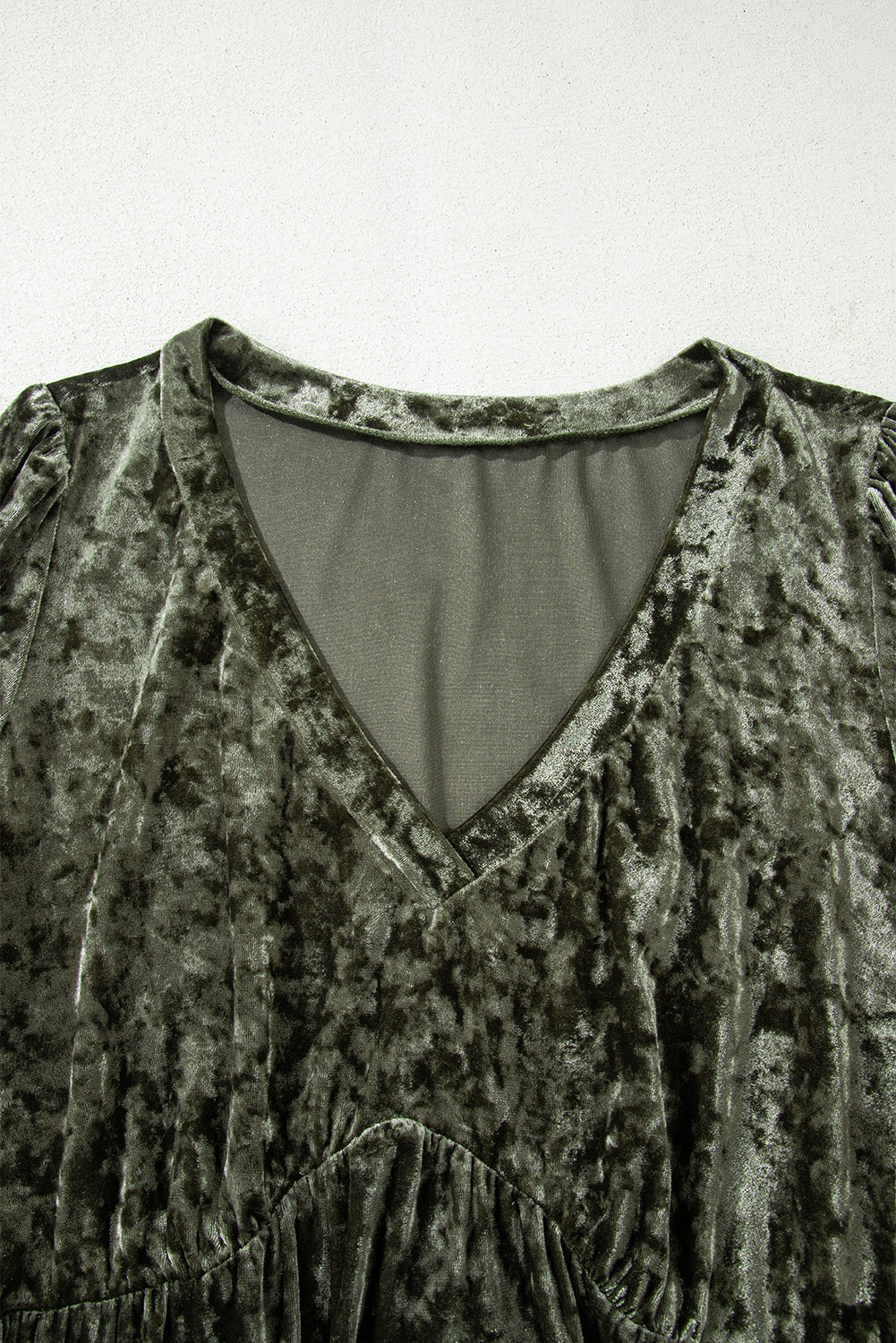 Jungle Green Plus Size Velvet Babydoll Mini Dress with Puff Sleeve